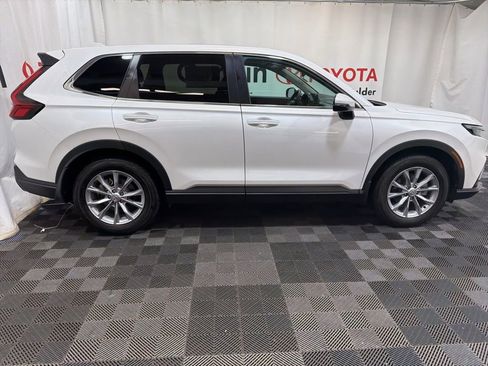 Used 2025 Honda CR-V EX image 8