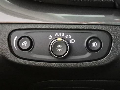 Used 2017 Buick Encore Essence w/ Experience Buick Package FWD image 18