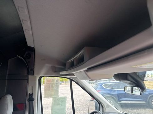 Used 2017 Ford Transit 250 148 Medium Roof image 15