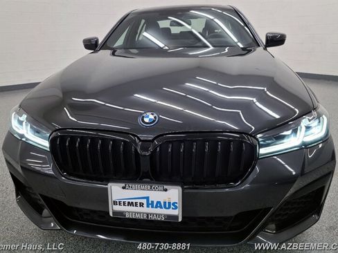 Used 2023 BMW 530e w/ M Sport Package RWD image 44