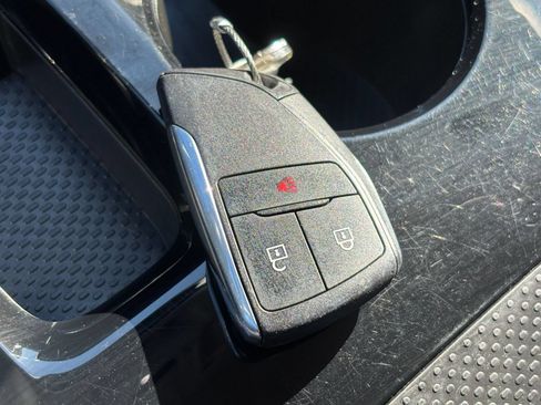 Used 2024 Buick Envision Preferred AWD/4WD image 20