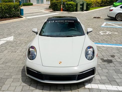 Used 2021 Porsche 911 Carrera 4 image 6