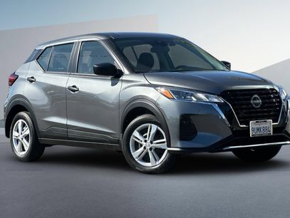 Certified 2025 Nissan Kicks Play S