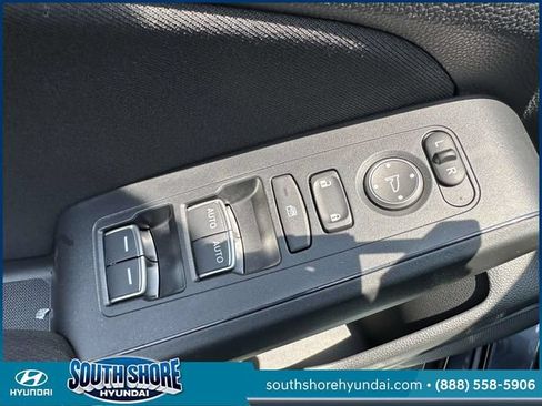 Used 2023 Honda Civic Sport image 16