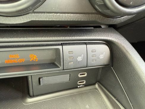 Used 2026 MAZDA MX-5 Miata Club w/ Weather Package RWD image 24