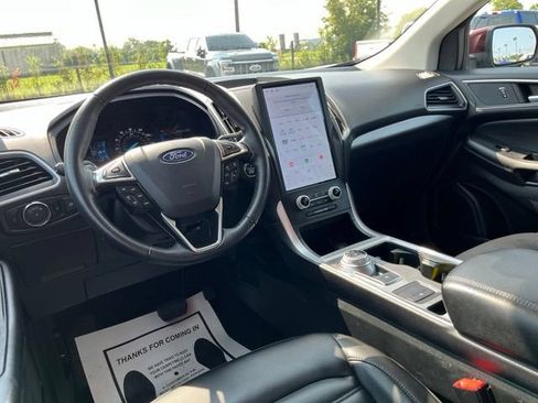 Used 2024 Ford Edge SEL AWD/4WD image 11