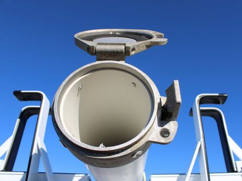 Used 2025 Chevrolet Express 2500 Extended w/ Communications Package image 19