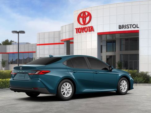 New 2026 Toyota Camry LE FWD image 38