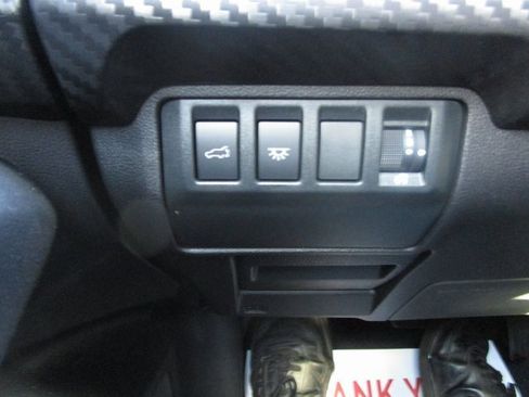 Used 2025 Subaru Ascent Premium w/ Premium Package image 12