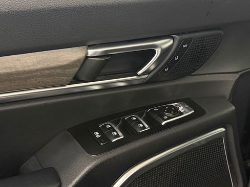 Used 2022 Kia Telluride SX w/ Towing Package image 11