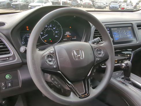 Used 2020 Honda HR-V EX image 16