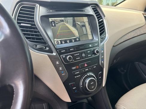 Used 2018 Hyundai Santa Fe AWD w/ Cargo Package image 11
