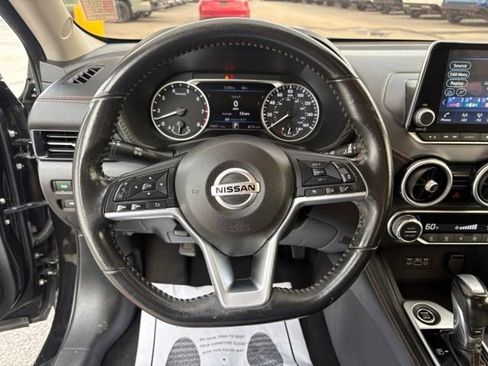 Used 2022 Nissan Sentra SR w/ Midnight Edition FWD image 14