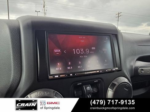 Used 2014 Jeep Wrangler Unlimited Sport w/ Quick Order Package 24S AWD/4WD image 15