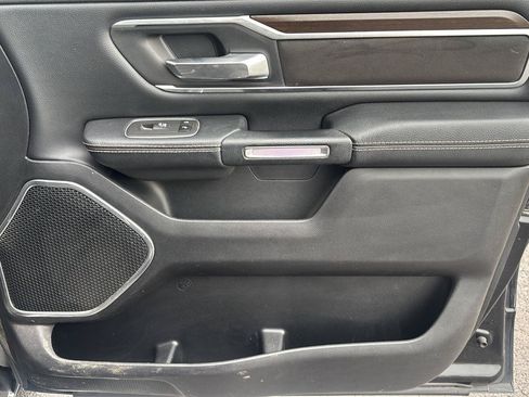 Used 2021 RAM 1500 Laramie AWD/4WD image 16
