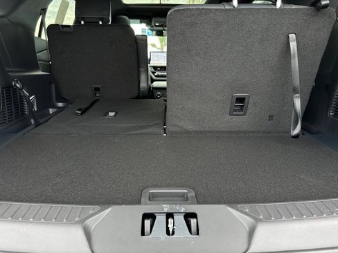 New 2026 Ford Explorer ST-Line w/ ST-Line Street Pack AWD/4WD image 21