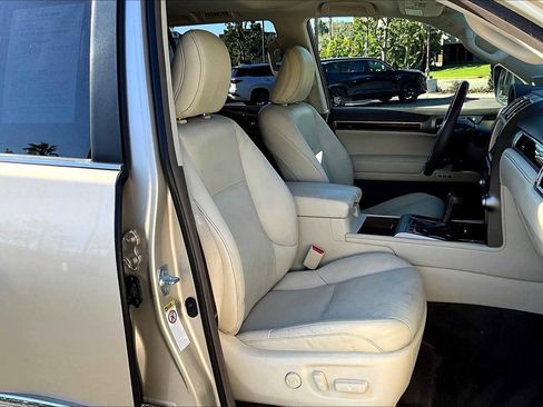 Used 2013 Lexus GX 460 image 8