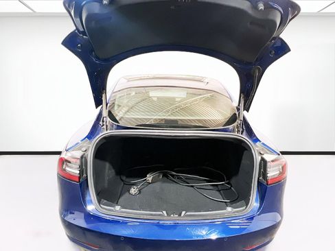 Used 2020 Tesla Model 3 Standard Range Plus image 20