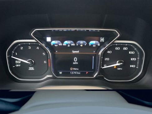 Used 2021 GMC Yukon XL Denali w/ Denali Premium Package image 32