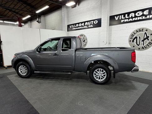 Used 2021 Nissan Frontier SV AWD/4WD image 10