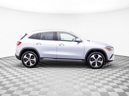 New 2026 Mercedes-Benz GLA 250 4MATIC image 6