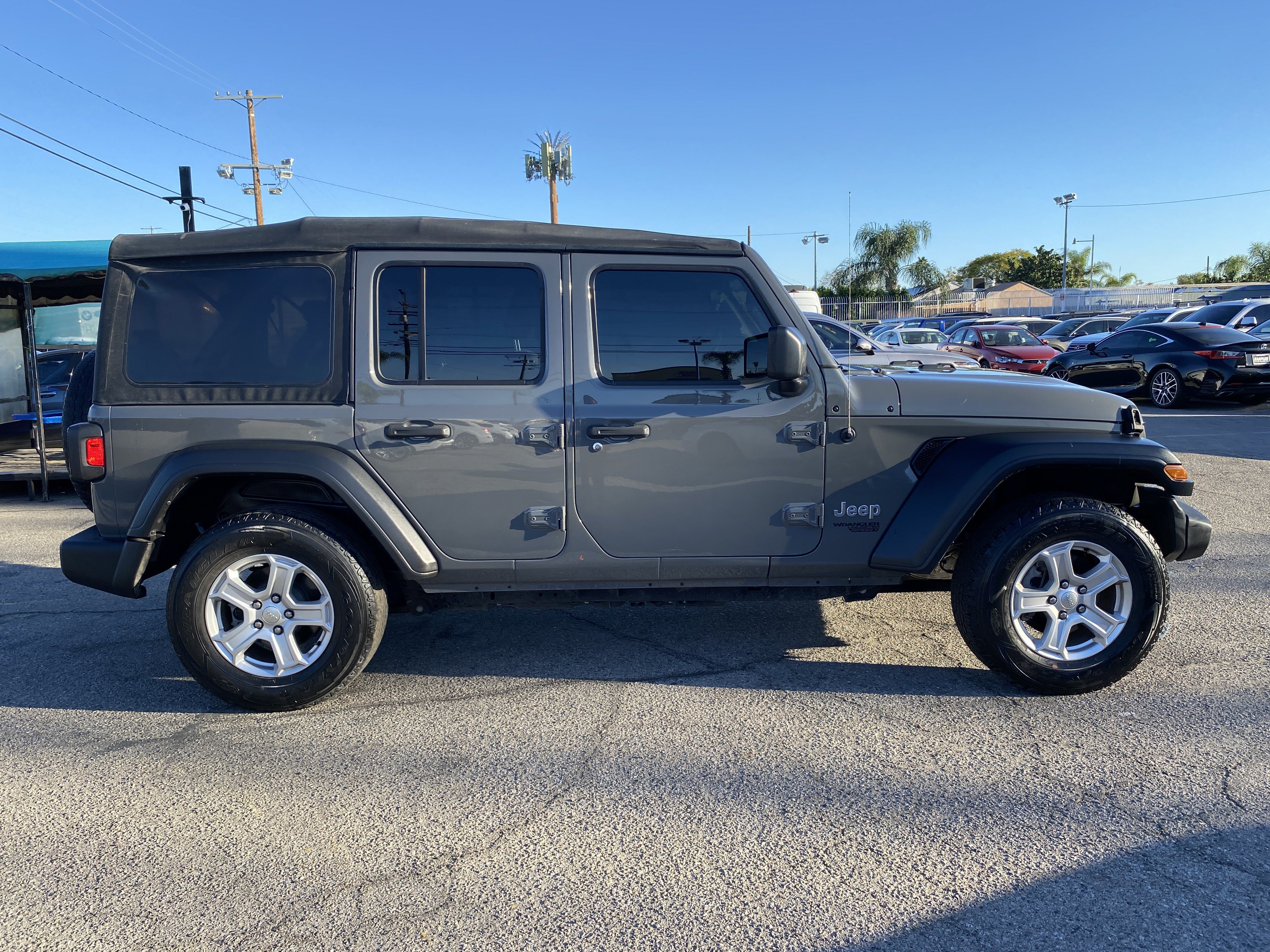 Used 2020 Jeep Wrangler Unlimited Sport S AWD/4WD image 9