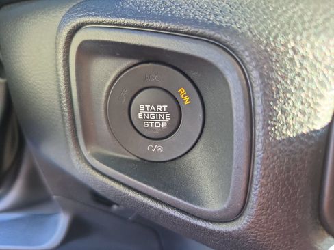Used 2026 Jeep Wrangler Sport AWD/4WD image 25