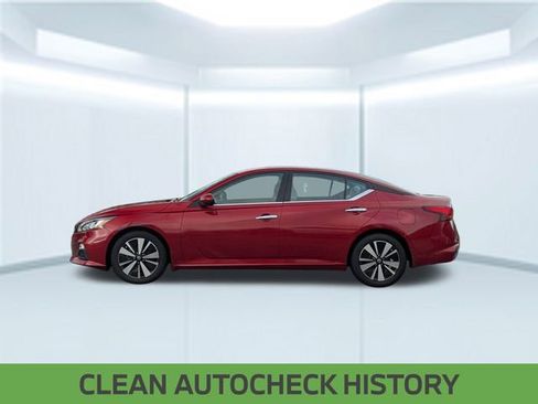 Used 2022 Nissan Altima 2.5 SV image 2