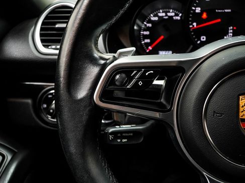 Used 2021 Porsche 718 Boxster image 32