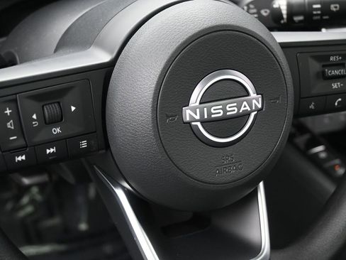 New 2026 Nissan Kicks SV w/ SV Premium Package AWD/4WD image 13