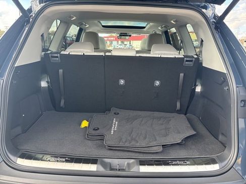 Used 2026 Toyota Grand Highlander Limited image 33