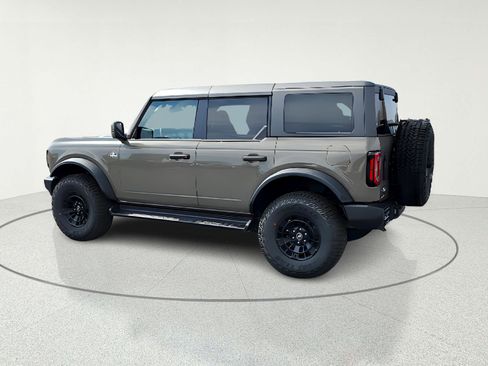New 2026 Ford Bronco Outer Banks image 5