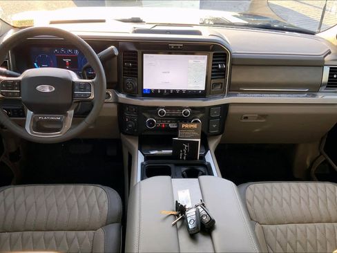 Used 2026 Ford F350 Platinum w/ Platinum Plus Package image 15