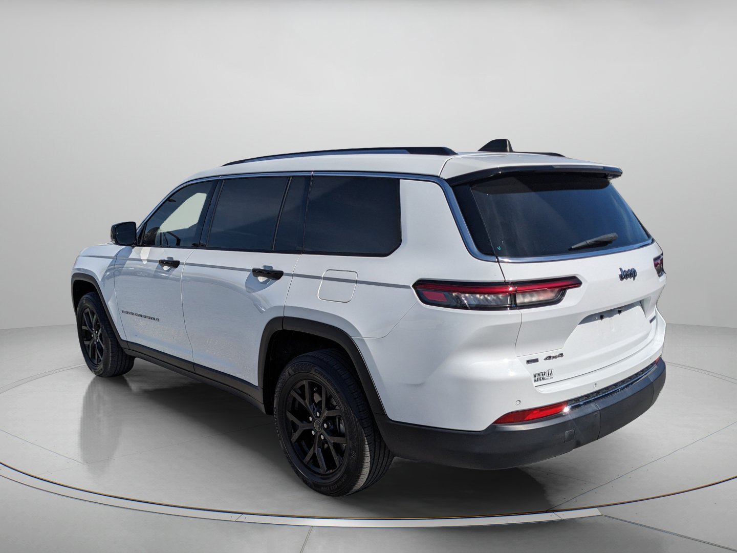 Used 2021 Jeep Grand Cherokee L Limited AWD/4WD image 6