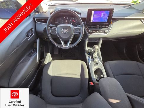 Used 2023 Toyota Corolla Cross LE FWD image 6
