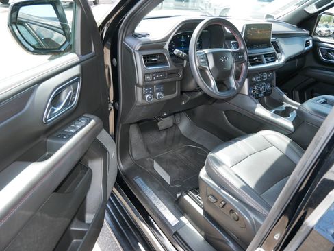 Used 2023 Chevrolet Tahoe RST AWD/4WD image 10