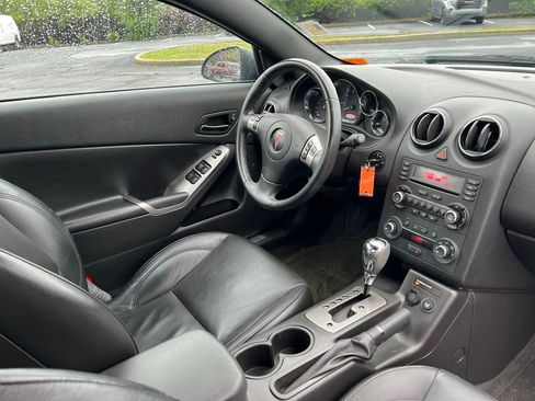 Used 2007 Pontiac G6 GT w/ Sport Package FWD image 9