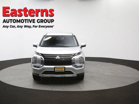 Used 2024 Mitsubishi Outlander SE AWD/4WD image 53