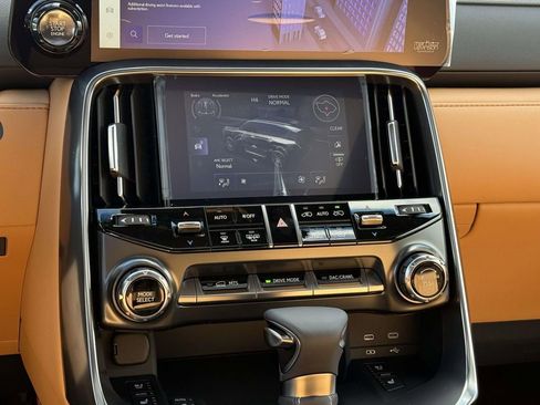 New 2026 Lexus LX 600 4WD w/ Luxury Package image 12