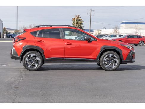 Certified 2024 Subaru Crosstrek 2.5i Limited w/ Crosstrek Mirror Package image 2