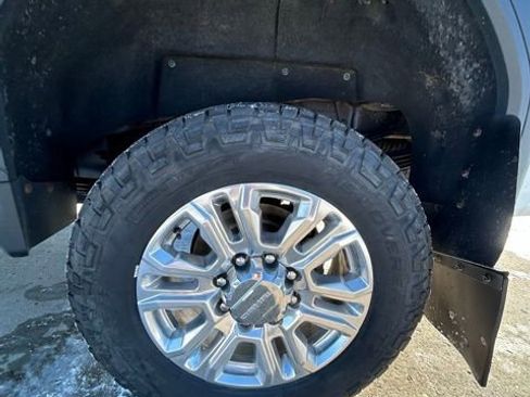 Used 2021 GMC Sierra 3500 Denali w/ Denali Ultimate Package image 26