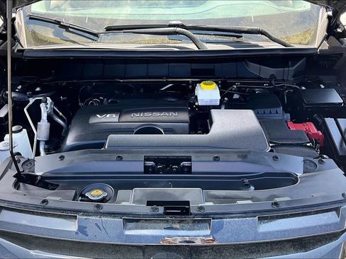 Used 2023 Nissan Pathfinder SL AWD/4WD image 29