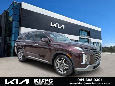 Used 2023 Hyundai Palisade Limited FWD image 1