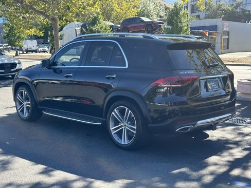 Used 2022 Mercedes-Benz GLE 350 4MATIC w/ Premium Package image 12