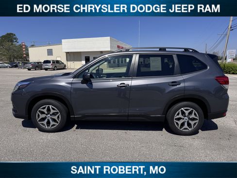 Used 2024 Subaru Forester Premium AWD/4WD image 8