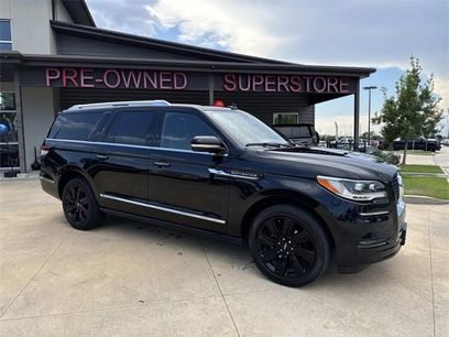 Used 2022 Lincoln Navigator L Reserve w/ Monochromatic Package
