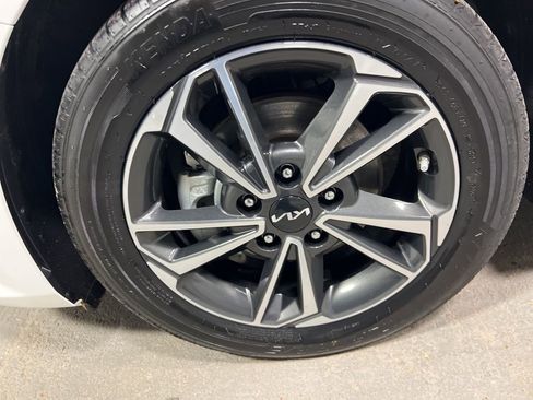 Used 2024 Kia Forte LXS image 34