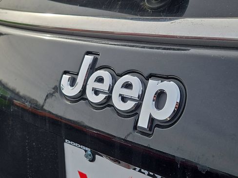 New 2026 Jeep Compass Limited w/ Sun, Sound & Navigation Group AWD/4WD image 5