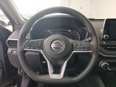 Used 2021 Nissan Altima 2.5 SV image 17