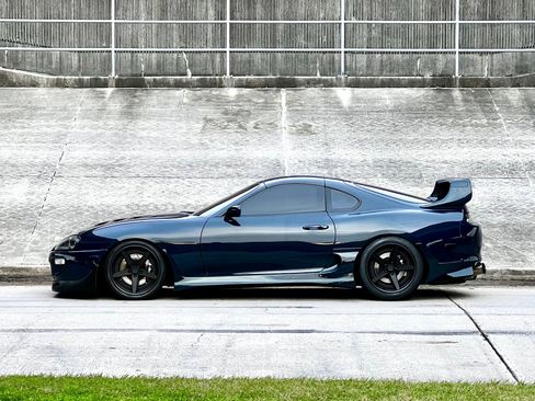 Used 1994 Toyota Supra Turbo image 2